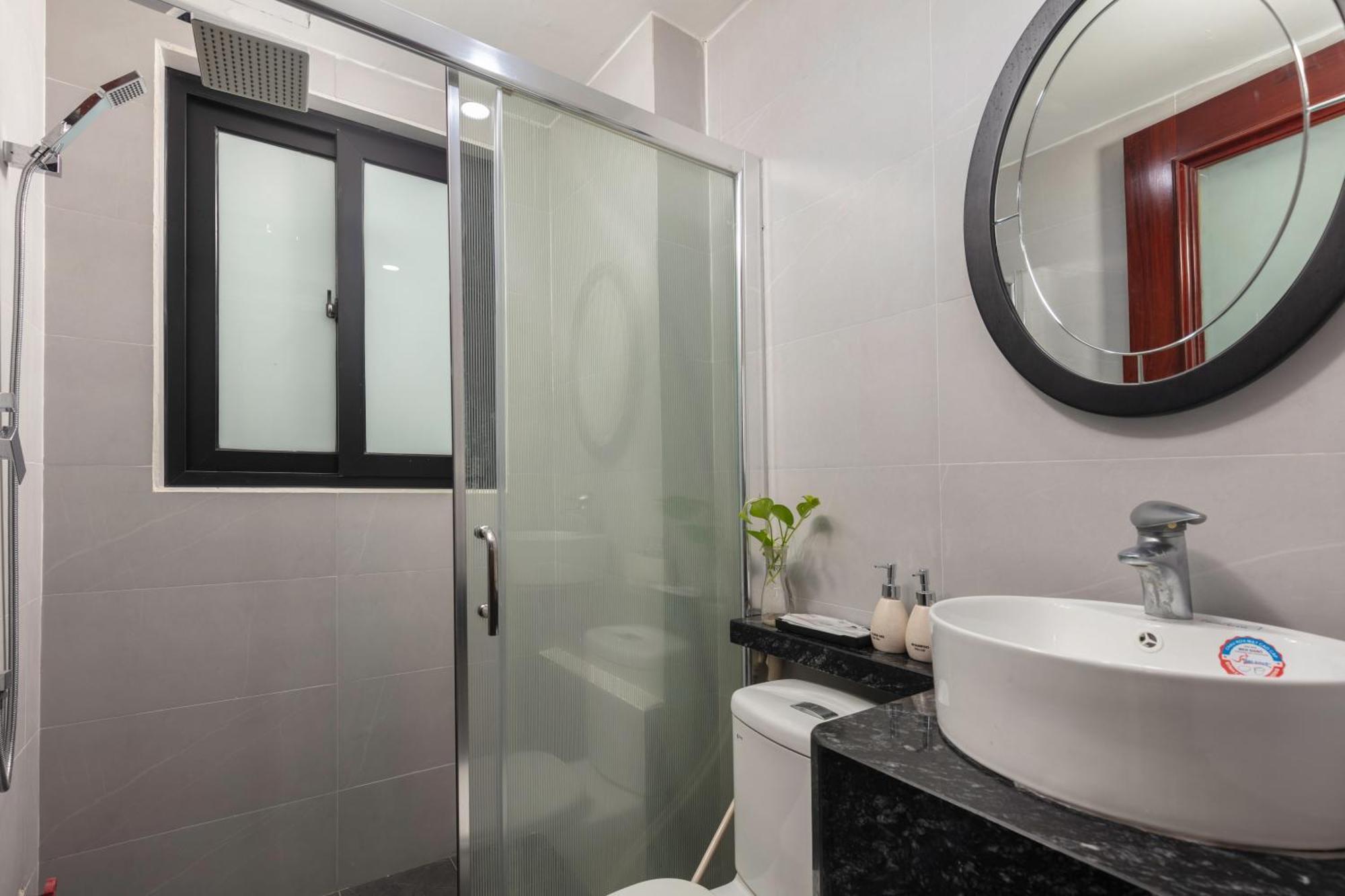 Queen Light Hotel Ханой Экстерьер фото